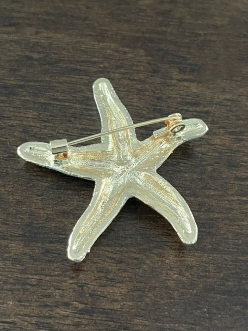 Starfish Brooch White Enamel Rhinestone Sparkle Beachy Coastal NWOT - Picture 3 of 4